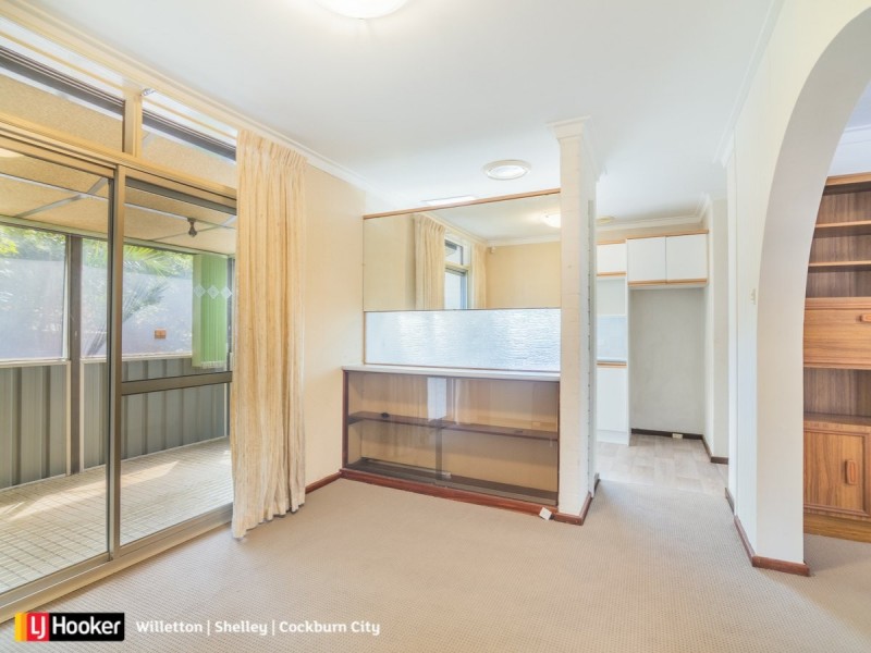 43 Kenmare Avenue, Thornlie WA 6108