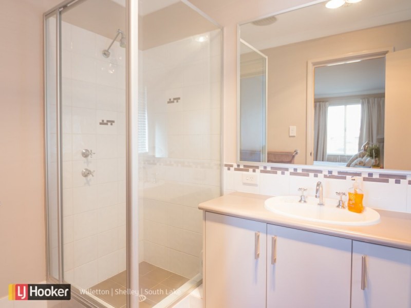 42 Twilight Mews, Aubin Grove WA 6164