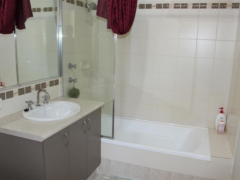 43c Stroughton Road, Westminster WA 6061