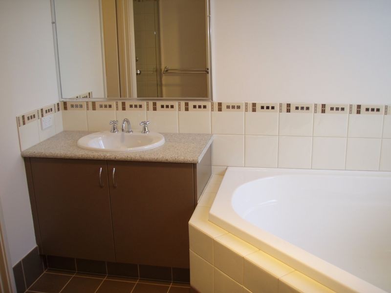 16 Marginata Parkway, Canning Vale WA 6155