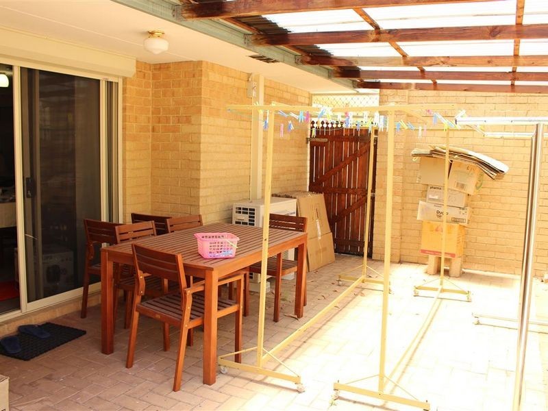 2/43 Leach Avenue, Riverton WA 6148