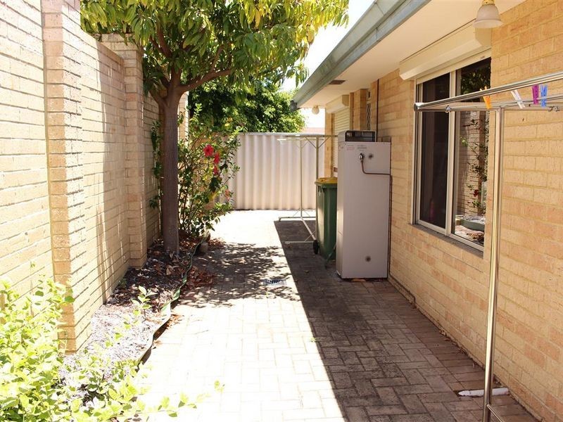 2/43 Leach Avenue, Riverton WA 6148