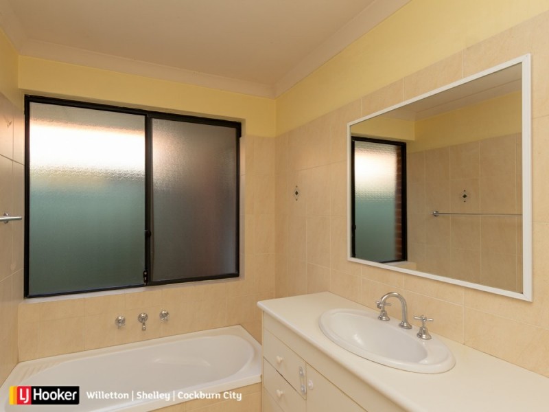 Unit 12/184 Bartram Road, Atwell WA 6164