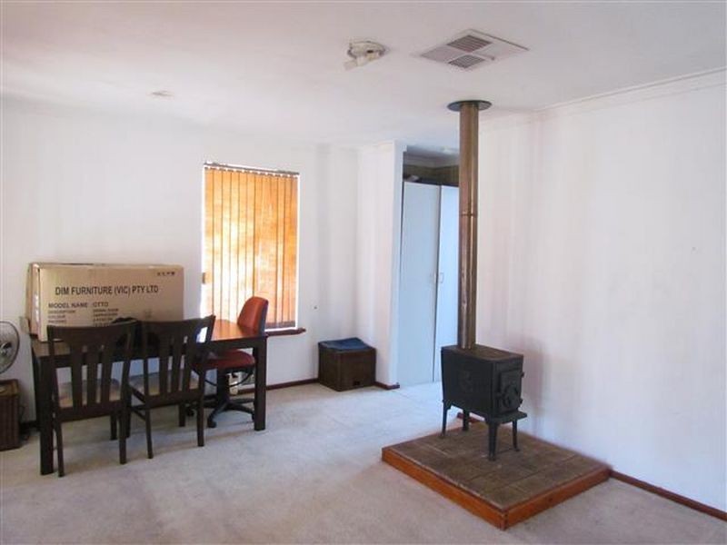 14 Adroit Street, Riverton WA 6148