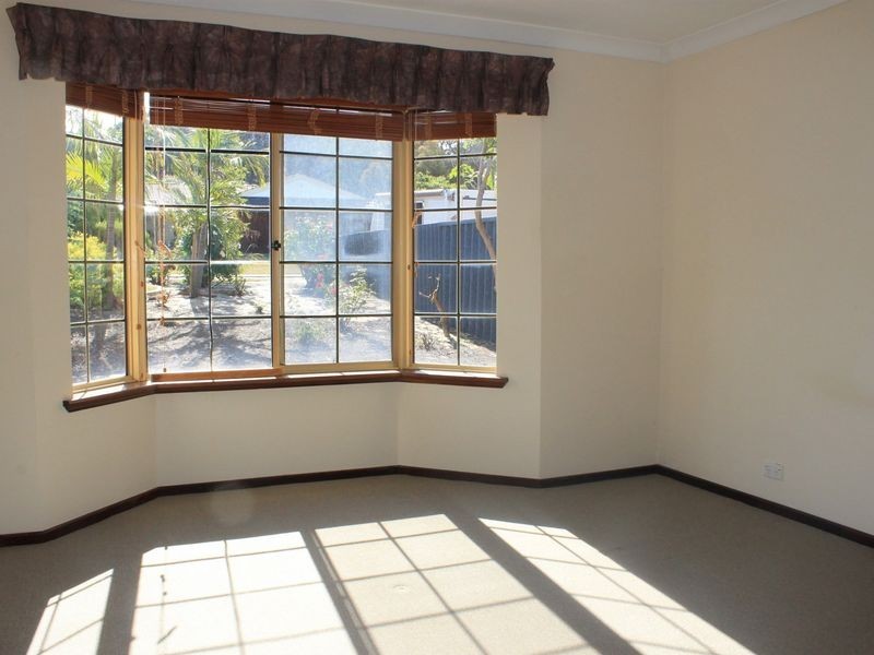 11 Mackinlay Place, Winthrop WA 6150