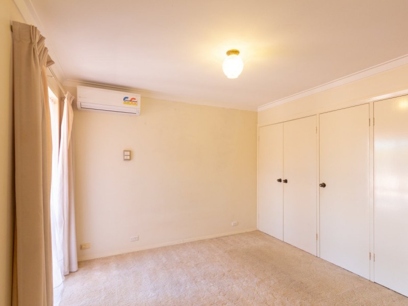 4/9 Stubbs Place, Booragoon WA 6154