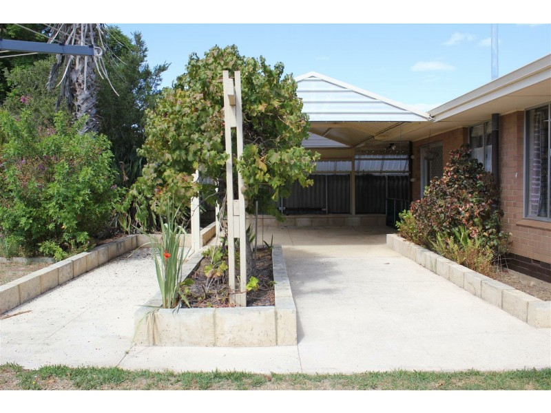 67 Calista Avenue, Calista WA 6167