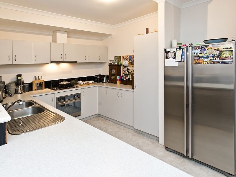 14/36 Fifth Road, Armadale WA 6112