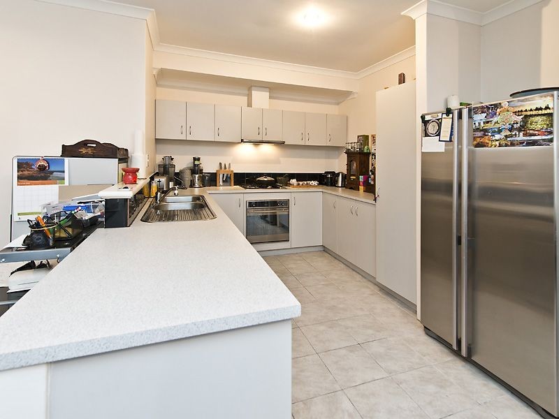 14/36 Fifth Road, Armadale WA 6112