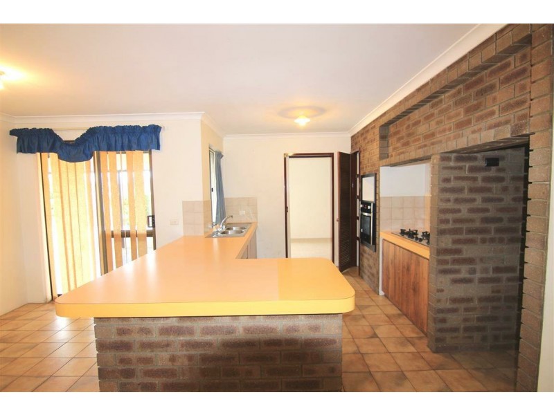 11 Kimberley Way, Parkwood WA 6147