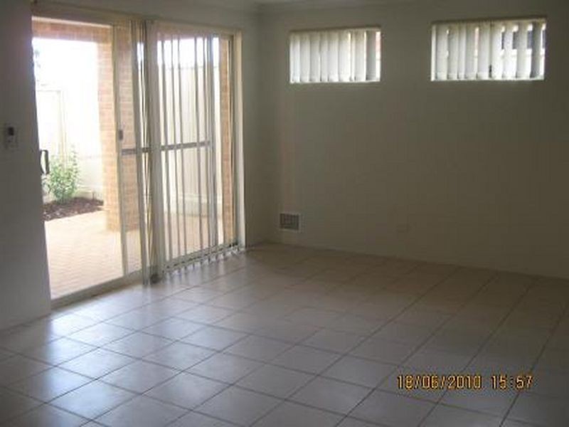 6/17-21 Third Avenue, Kelmscott WA 6111