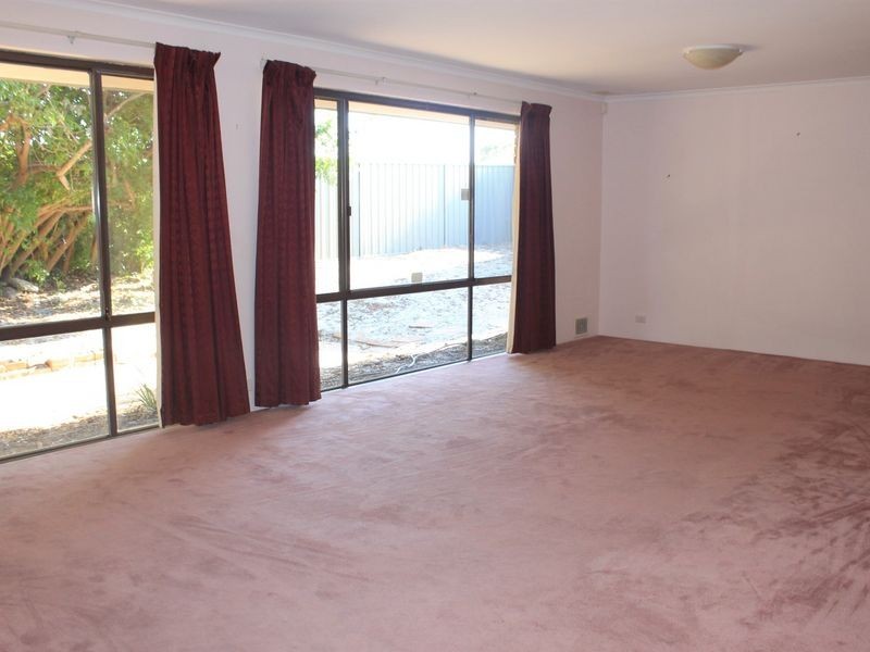 12 Mercer Road, Riverton WA 6148