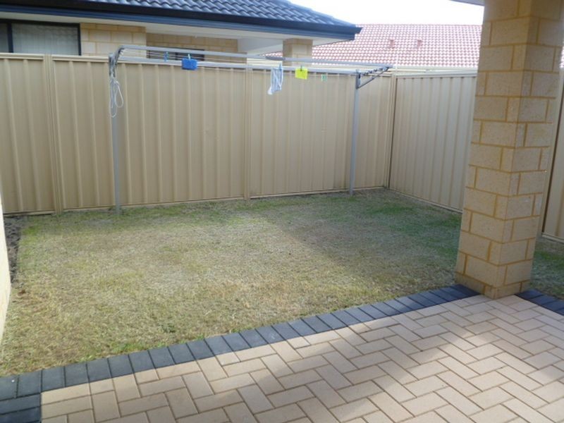 16 Bunratty Link, Canning Vale WA 6155
