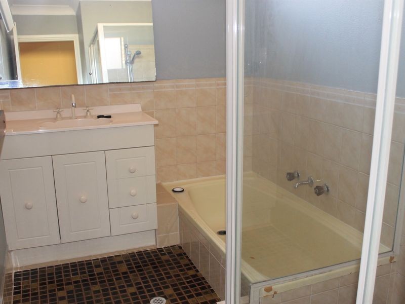 10 Abrolhos Close, Shelley WA 6148