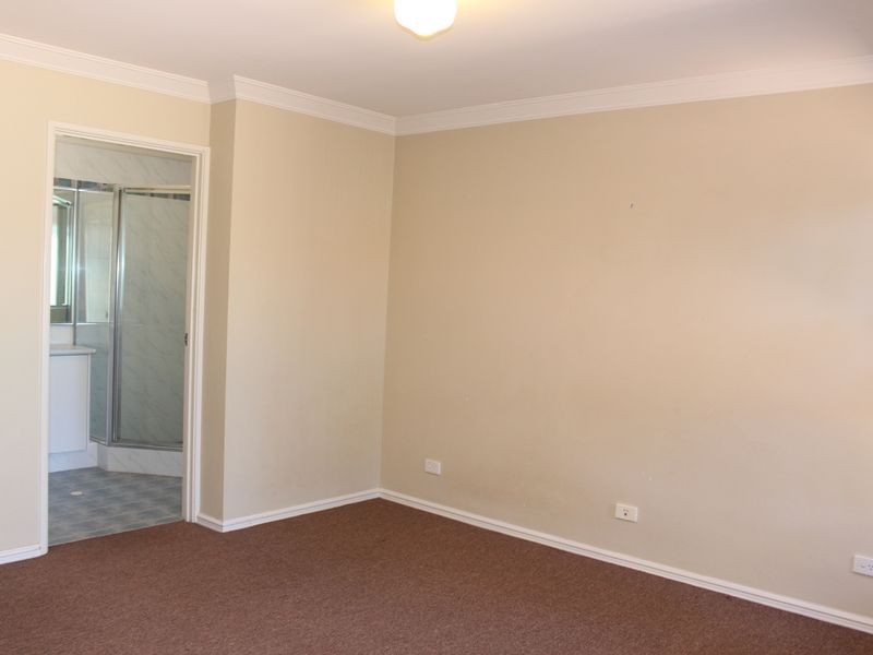 37B Leach Avenue, Riverton WA 6148