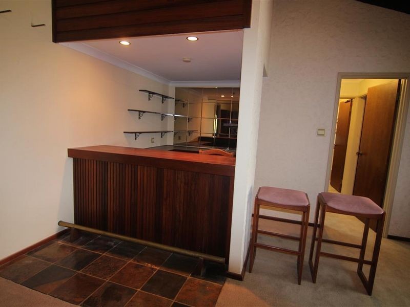 8 Braceby Close, Willetton WA 6155