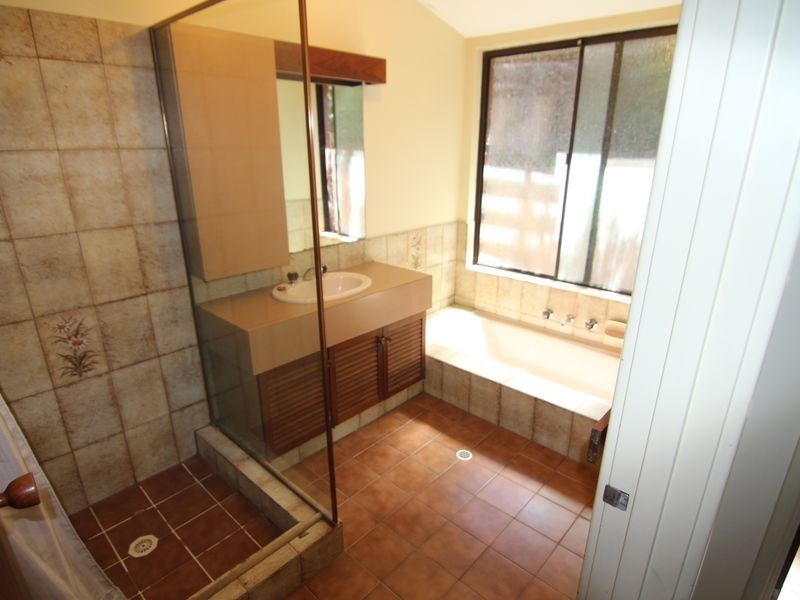 8 Braceby Close, Willetton WA 6155