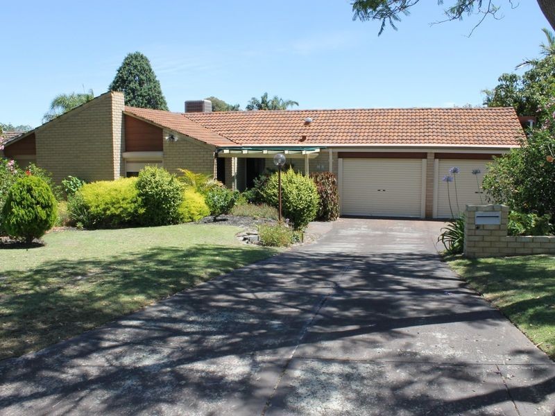 6 Nigel Court, Leeming WA 6149