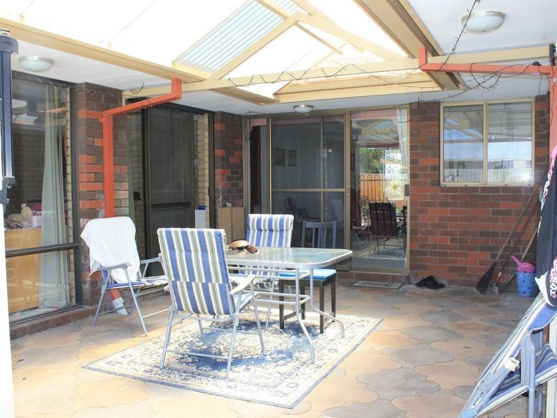 16 Cardoc Street, Parkwood WA 6147