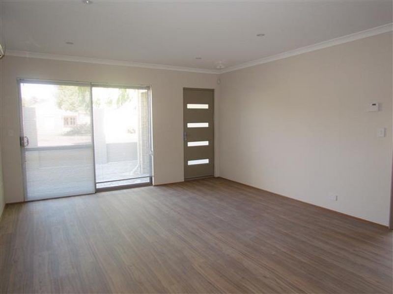 1/7 Gild Street, Cloverdale WA 6105