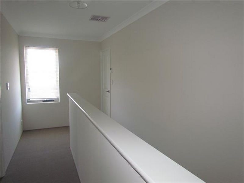 1/7 Gild Street, Cloverdale WA 6105