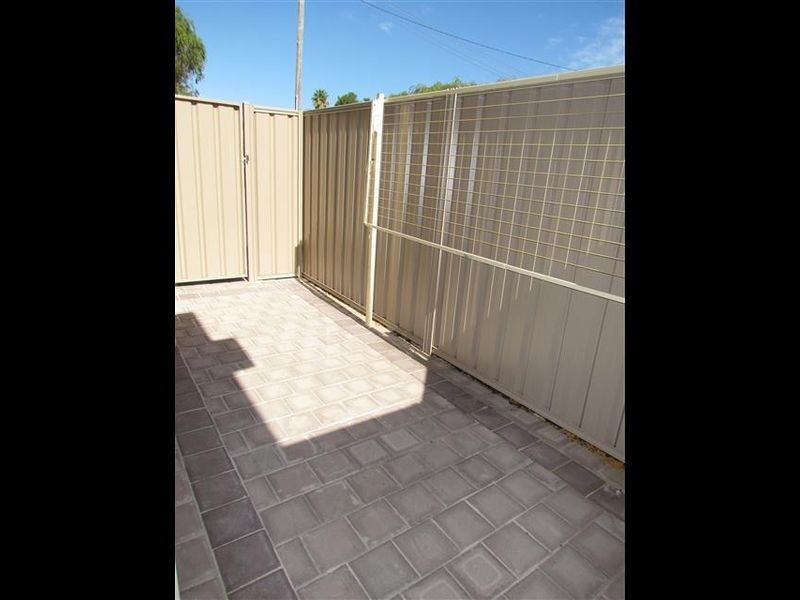 1/7 Gild Street, Cloverdale WA 6105