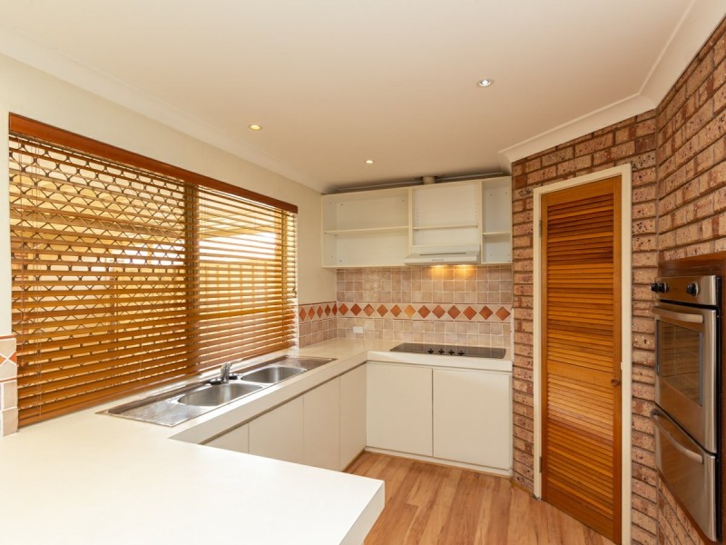 4/7 Tarun Court, Cannington WA 6107