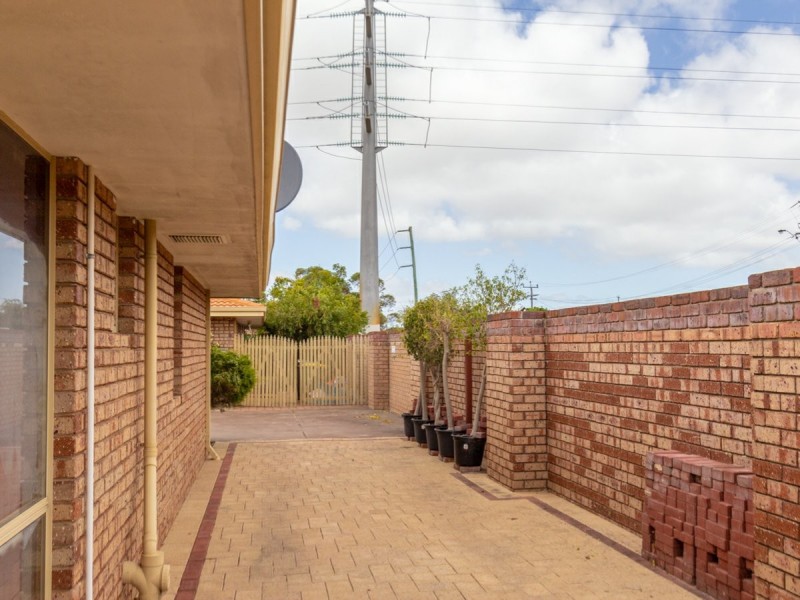 4/7 Tarun Court, Cannington WA 6107