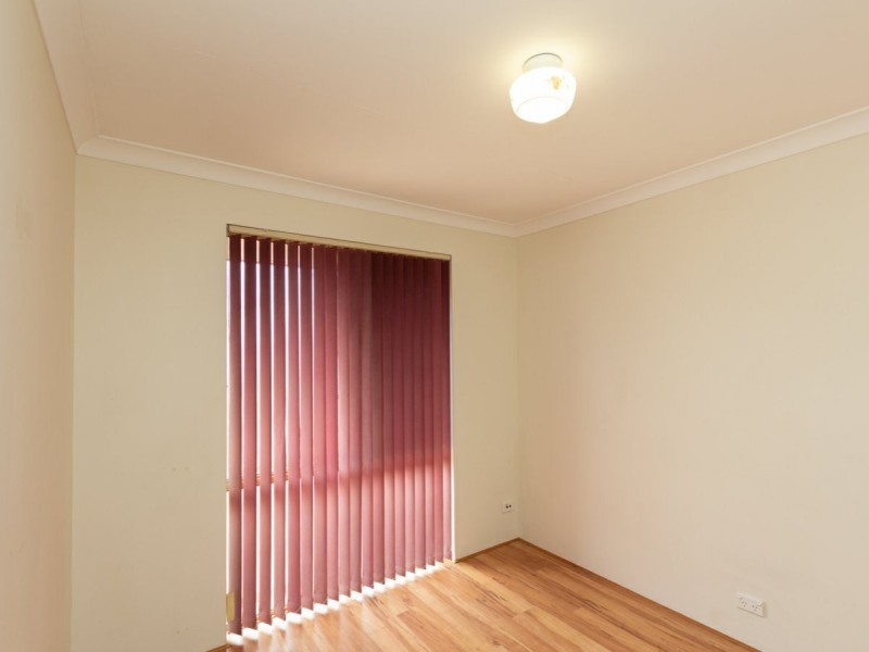 4/7 Tarun Court, Cannington WA 6107