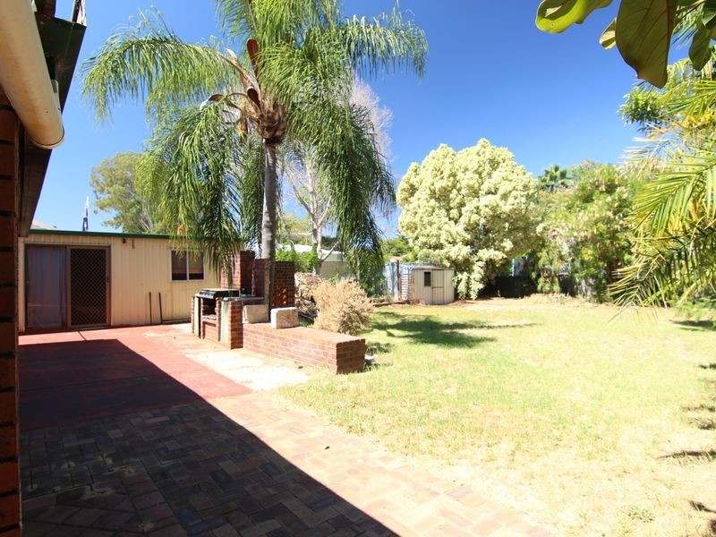 70 Lacey Street, Beckenham WA 6107