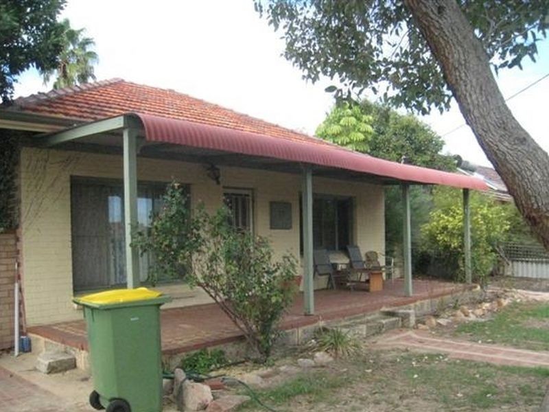 70 Lacey Street, Beckenham WA 6107