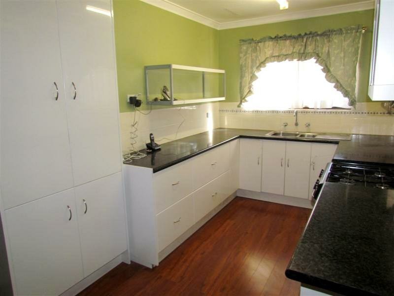 4 Nita Place, Riverton WA 6148