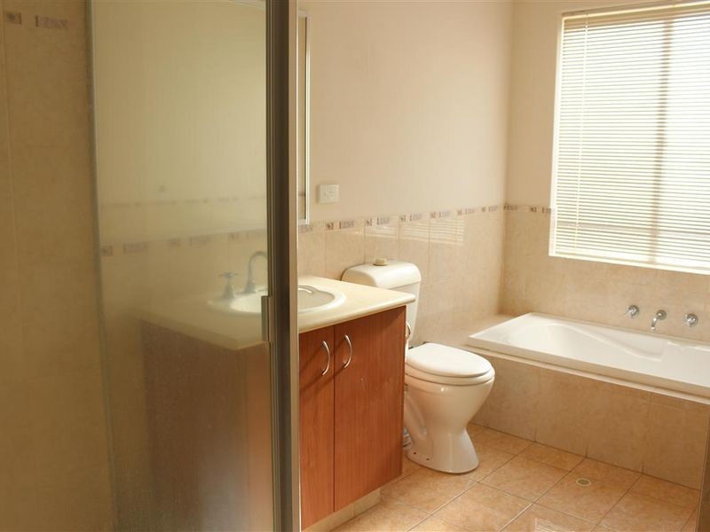 79a Eastdene Circle, Nollamara WA 6061