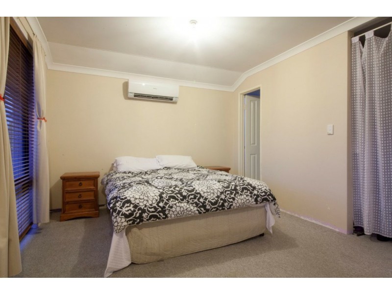 33 Sciano Avenue, Success WA 6164