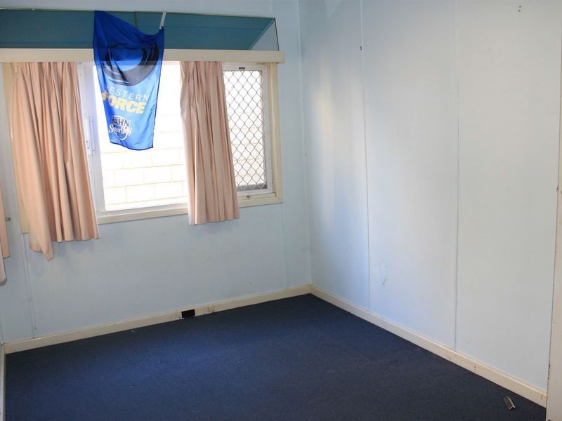 11 Corbel Street, Shelley WA 6148