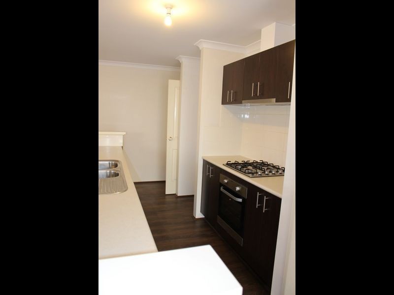 18 Gingerale Circle, Darling Downs WA 6122