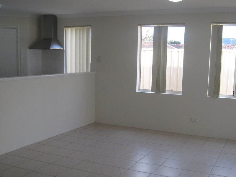 19/17-21 Third Avenue, Kelmscott WA 6111