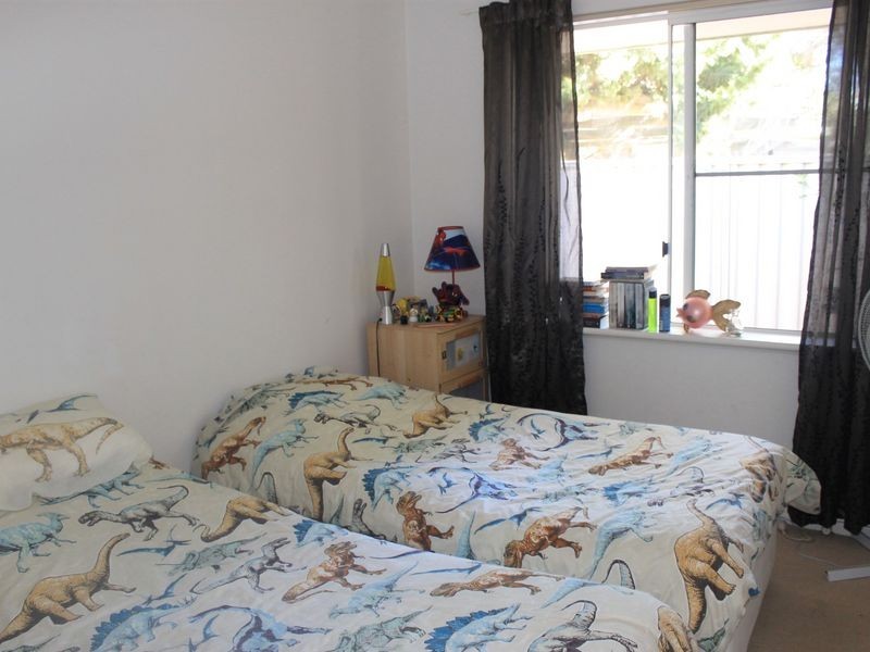 3/435b Riverton Drive East, Shelley WA 6148