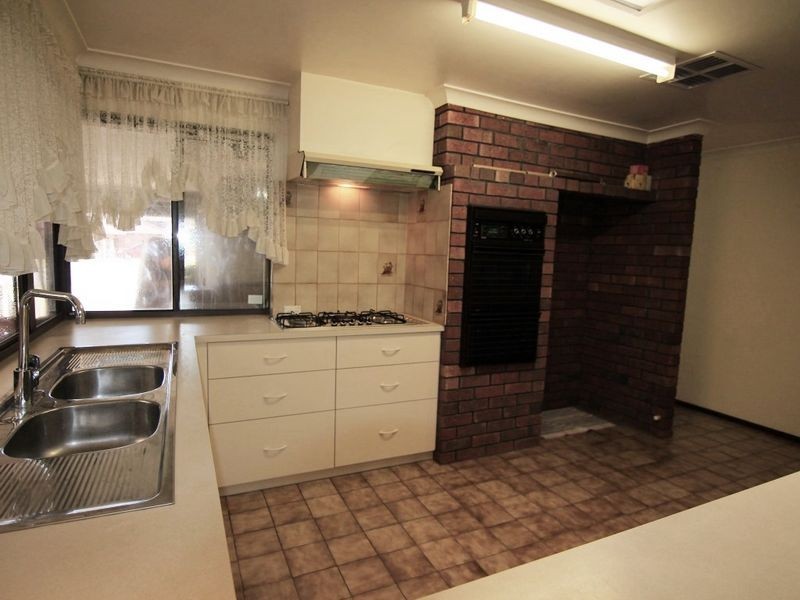3 Arreton Close, Willetton WA 6155