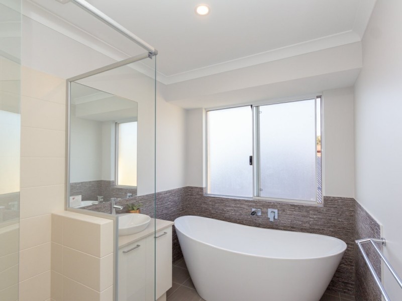 48 Aachen Crescent, Gwelup WA 6018