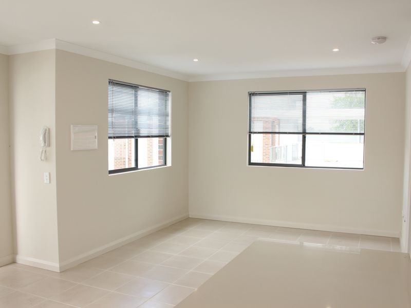 35/148 Wharf Street, Cannington WA 6107