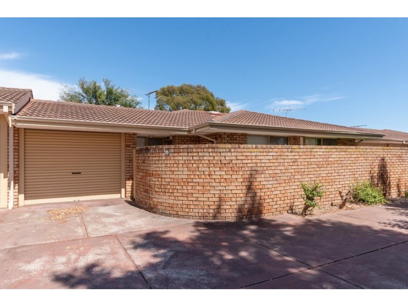 6/13 Golf Road, Parkwood WA 6147