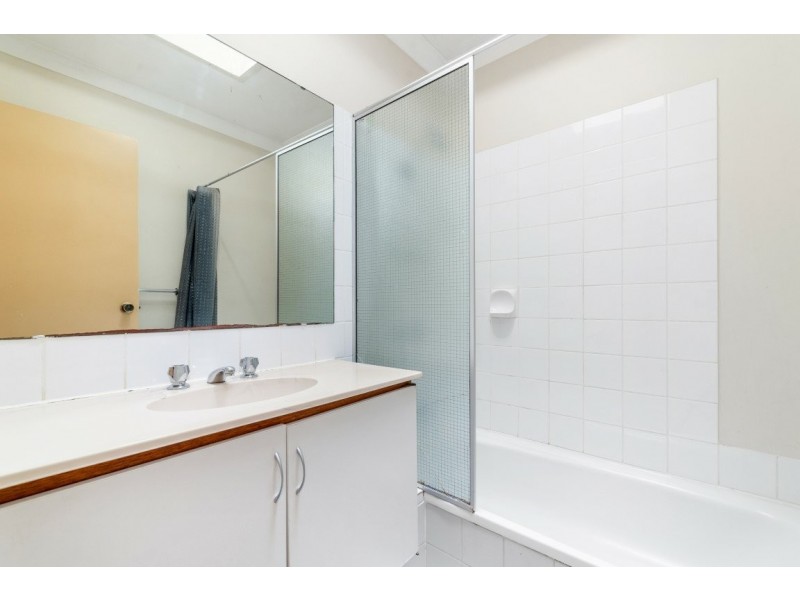 6/13 Golf Road, Parkwood WA 6147