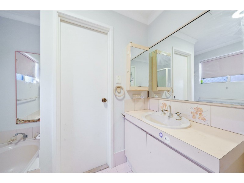 5B O’Rourke Close, Murdoch WA 6150