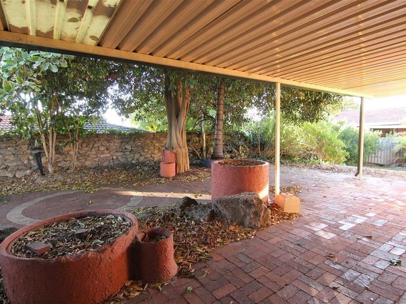 6 Burrendah Boulevard, Willetton WA 6155