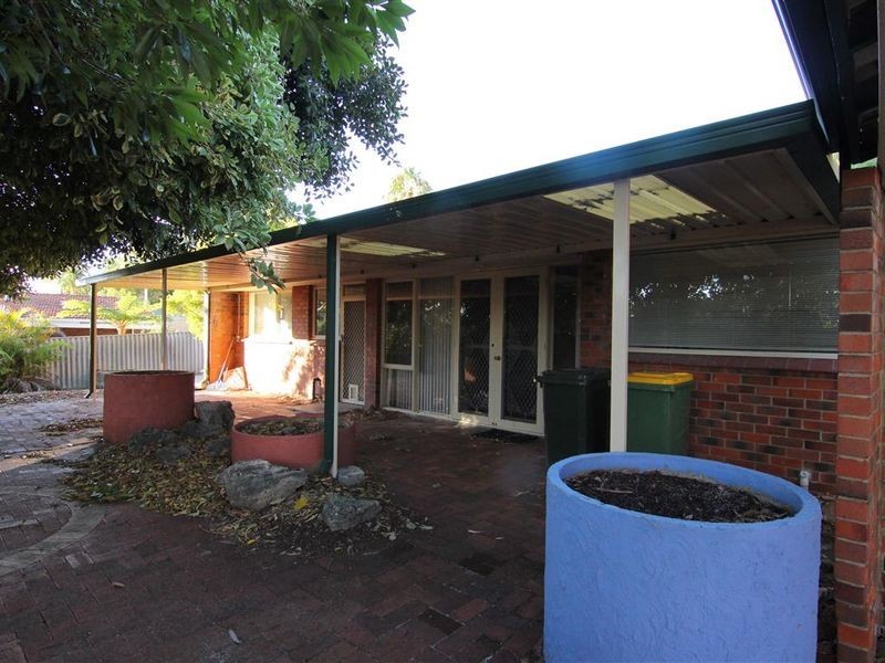 6 Burrendah Boulevard, Willetton WA 6155