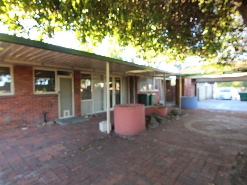 6 Burrendah Boulevard, Willetton WA 6155