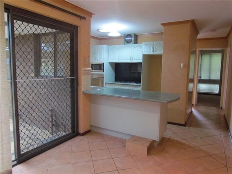 24 Zelkova Way, Parkwood WA 6147