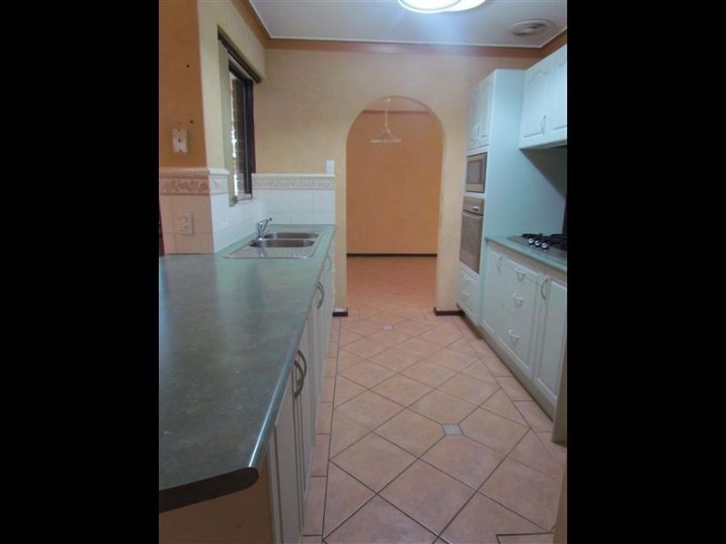 24 Zelkova Way, Parkwood WA 6147