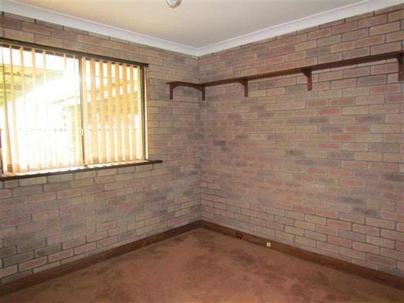 24 Zelkova Way, Parkwood WA 6147